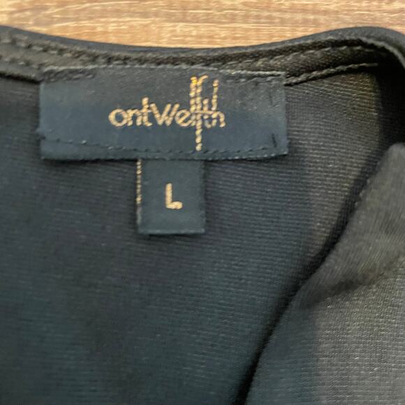 Twelve byOntWelfth Long Sleeve Lace Up Thong Bodysuit - Picture 6 of 13